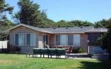 Holiday Home Oregon: Conrad Cottage - Home Rental Listing Details 