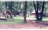 Holiday Home Aitkin: Knotty Pine Living-Kitchen Area, 2 Bedrooms Cabin 