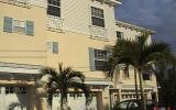 Holiday Home Sarasota: Bayfront Townhouse 