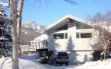 Holiday Home Stowe Vermont: Charming Mountain View Chalet 