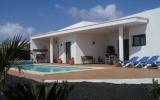 Holiday Home Canarias Fernseher: Modern Detatched Villa With Private Pool ...