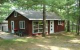 Holiday Home United States: Hideout At Higgins Lake 