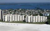 Apartment Fort Myers Beach: Beachfront Condo In Fort Myers Beach 