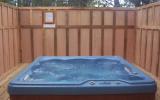 Holiday Home Sunriver: Lots Of New Wi-Fi *private Hot Tub Gas Bq Wood Buring ...