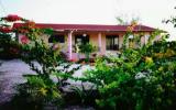 Holiday Home Turks And Caicos Islands: Sundial Ocean Front Villa 
