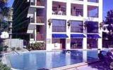 Apartment Siesta Key: Luxurious Newly Renovated 2 Br 2 Ba Beachfront Condo 