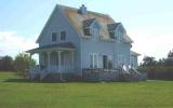 Holiday Home Prince Edward Island: Beautiful Waterfront Cottage On 6 ...