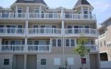 Holiday Home Seaside Heights: Beautiful Townhouse In Ocean-Dominated ...