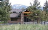 Holiday Home Big Sky: Antler Ridge 