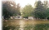 Holiday Home Interlochen Air Condition: Beautiful Cottage With 3 Bedroom 