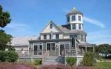 Holiday Home Massachusetts Fishing: Wasque Watch House With Private Beach 