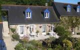 Holiday Home Bretagne: Family Cottage 