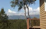 Holiday Home Alaska: The Serenity Cabin Near Snow Laden Mountains 