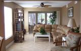 Holiday Home Treasure Island Florida Fernseher: Waterfront Home 3 Br/2 Ba 