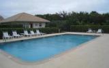 Holiday Home Jensen Beach Air Condition: Beautiful 4 Bedroom Home 
