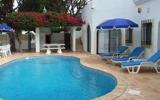 Holiday Home Faro: Villa Gela Mar Just A Hop Skip Jump To Sandy Ancao Beach 