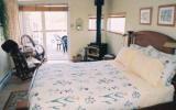 Holiday Home Ladner British Columbia: Keepers Quarters 