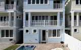 Holiday Home Daytona Beach: 4 Br Oceanfront Pool/spa Home-Ponce Inlet 