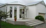 Holiday Home New Zealand Fishing: Treetops Bed And Breakfast Accomodation 