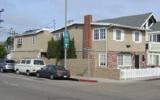 Holiday Home United States: 205 B 40Th Street (Upper Unit) 