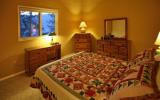 Holiday Home Kelowna: Clifton Shangrila Suite At Okanagan Lake 