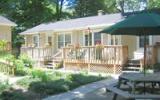 Holiday Home Michigan: Sunshine Cove - Cozy Cottage, Close To The Lake! 