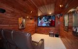 Holiday Home Tennessee Fernseher: Serenity Lodge Is A Beautiful Log Cabin ...