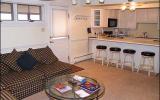 Holiday Home Aspen Colorado: Immaculate 2 Bedroom - Walk To Lifts 