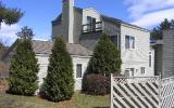 Holiday Home United States: Lake Winnipesaukee Townhouse - Private South ...