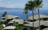 Holiday Home Hawaii Air Condition: Newly Townhouse Style Villa 