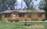 Holiday Home Wisconsin Dells Fernseher: This Charming Log Sided Wisconsin ...
