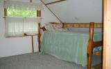 Holiday Home Vermont: 758 Avalon Beach Road 