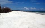 Holiday Home Cancún: Playa Del Carmen 1 Bedroom Beach Front Vacation Rental: ...