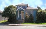 Holiday Home Oregon: Easy Access To Factory Outlet, Pet Friendly, 1.5 Blocks ...