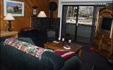 Holiday Home Steamboat Springs: Value Priced - Walk To Base Or Ride The Bus 