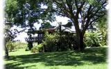 Apartment Haiku: Luxury Accommodations In Maui, In An Area Of Large Rural ...
