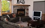 Holiday Home Colorado: 200 Yards To The Gondola - Dvd Players In Every Bedroom 