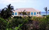 Holiday Home Bahamas: Five Palms Beach House 