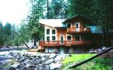 Holiday Home United States: Cabin With River And Mountain View (Mt Hood Area) 