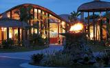 Holiday Home California: The Spa @ Resort World 