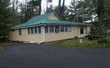 Holiday Home Poultney: Cottage #3 (485 Cones Point Road) 