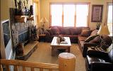 Holiday Home Steamboat Springs: Luxurious Furnishings & Finishes - Perfect ...