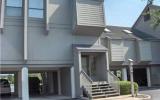 Apartment Pawleys Island: This 3 Bedroom Lake Front Condo Is Located In Osprey ...