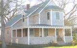 OB509- Walk to Beach, Ferry, Shops, Restaurants and Movies from this perfect Oak Bluffs vacation spot.