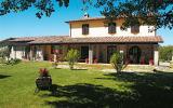 Holiday Home Umbria: Villa Il Reale: Accomodation For 10 Persons In Assisi, ...