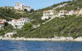 Holiday Home Trogir: Holiday Cottage In Vinisce Near Marina, Trogir, ...