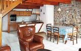 Holiday Home Lanvéoc: Accomodation For 5 Persons In Crozon, Lanveoc, ...