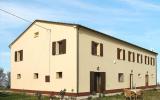 Holiday Home Italy: Il Vecchio Casale: Accomodation For 6 Persons In ...