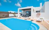 Holiday Home Playa Blanca Canarias Waschmaschine: Holiday Home For 6 ...