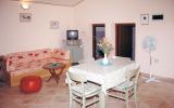 Holiday Home Istarska Garage: Haus Milva: Accomodation For 6 Persons In ...